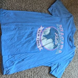 Niagara Falls graphic tee💧